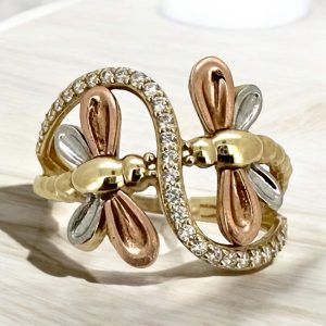 Rings Women Dragon-fly 14 KT zicornia Size size 8 Weight 4.6gm