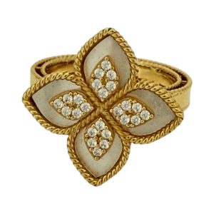 Rings Women White flower 14 KT zicornia Size size 8 Weight 5.4gm