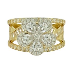 Rings Women 10k zicornia Size 7/2 Weight 4.6gm