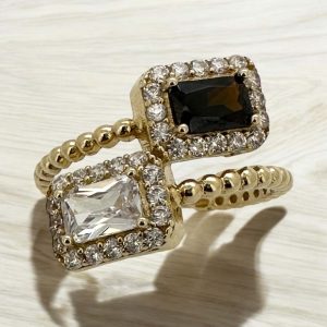 Rings Women 14 KT zicornia Size size 8 Weight 3gm