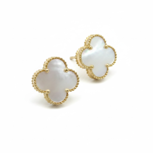 Earrings White flower 10k Hollow Weight 2gm