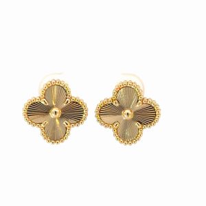 18K Gold Four-Leaf Clover Earrings – Sunburst Design – Omega Back – 6.2 g