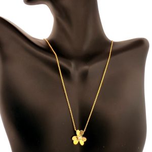 14K Gold 0.08 ctw Diamond Flower Necklace – 18 in